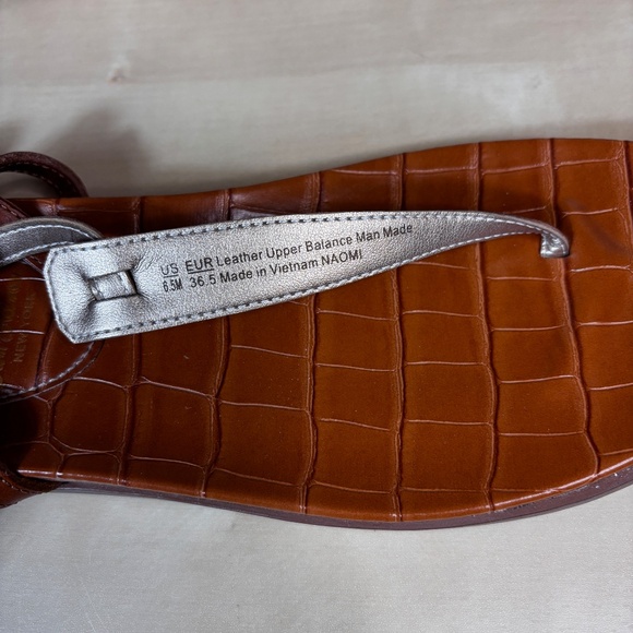 Sam Edelman Naomi Leather T-Strap Sandals - Women's Size 6.5 - Picture 6 of 6